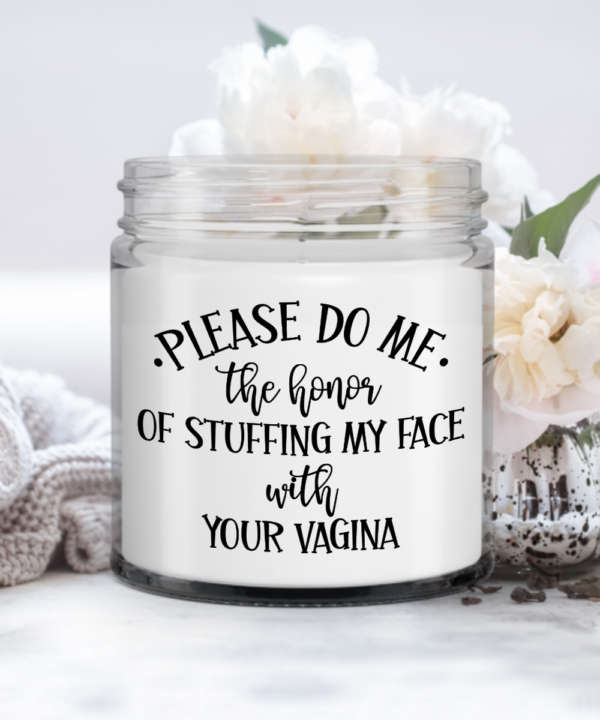 stuffing-my-face-candle